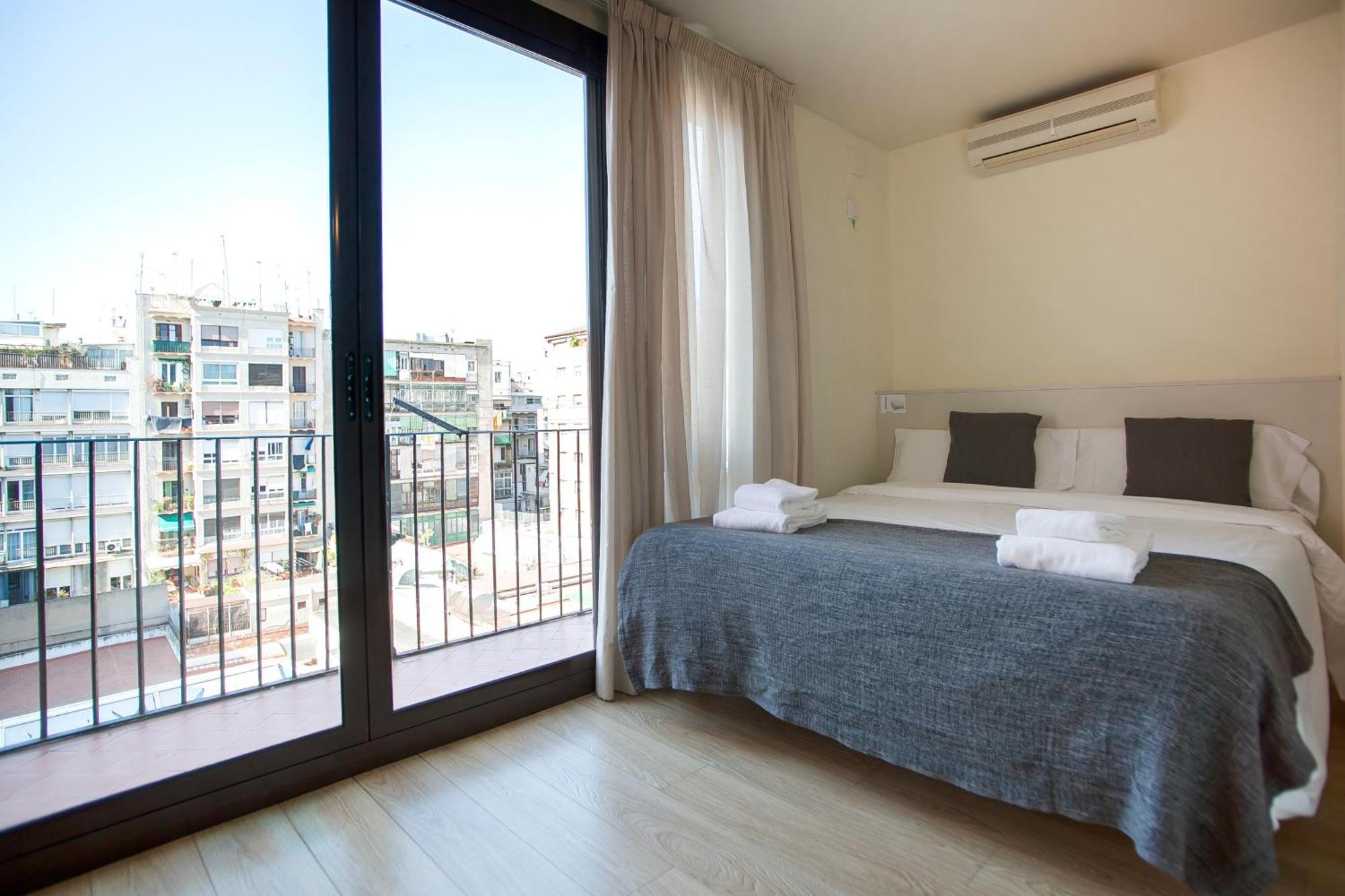Tendency Apartments 7 Barcelona Exterior photo