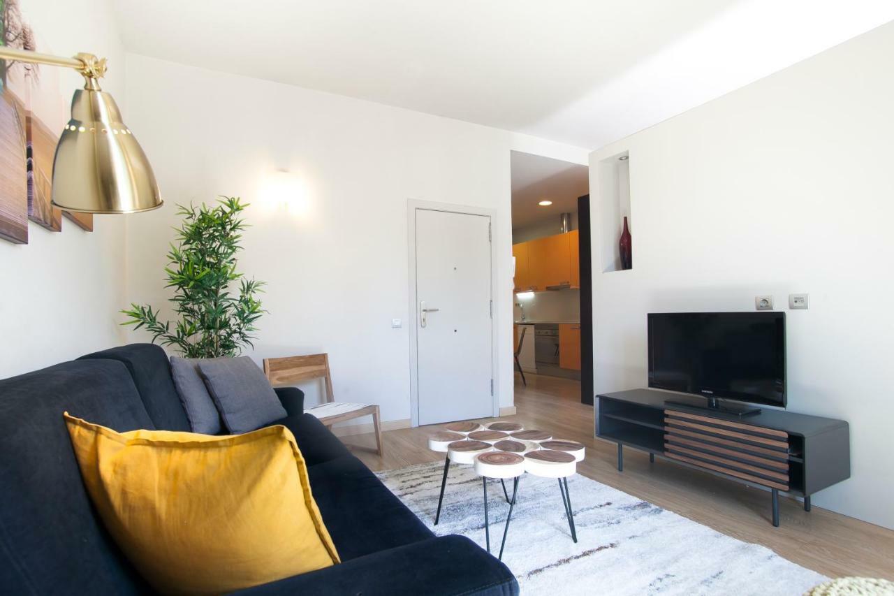Tendency Apartments 7 Barcelona Exterior photo